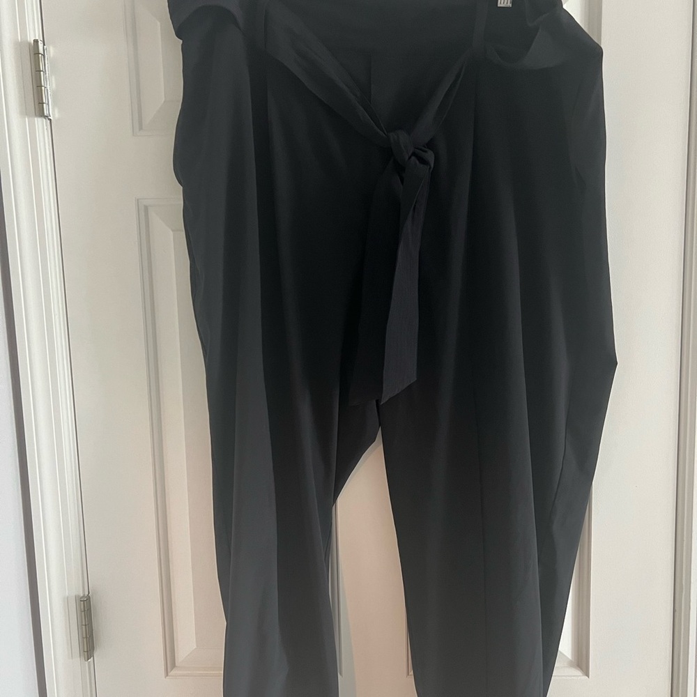 Athleta Plus size Black Tie-Waist Pants cuffed pants